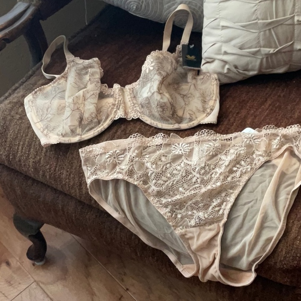 Wacoal NWT bra and pantie